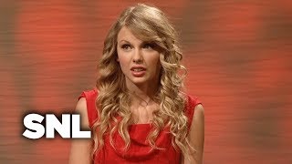 Hollywood Dish Taylor Swift  SNL [upl. by Ferdinanda]