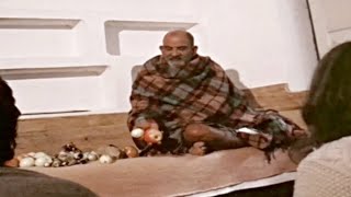 Neem Karoli Baba ❤️ Chanting RAMs Name 1 hour [upl. by Whittemore720]