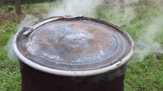 🔵 🔥💨 How to Make Homemade Oak Lump Charcoal in 55 Gallon Drum Cómo hacer carbón Teach a Man to Fish [upl. by Hafler]