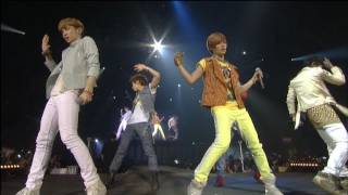 SHINee 샤이니 누난 너무 예뻐Replay SMTOWN LIVE WORLD TOUR in PARIS [upl. by Katusha]