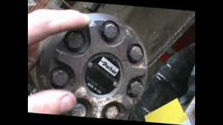 how to disassemble a parker hydraulic wheel motor [upl. by Ynattyrb]