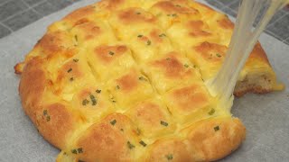 Garlic Mozzarella Cheese Bread [upl. by Eiramlehcar]