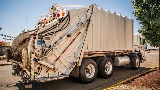 Leach 2RII Rear Load Garbage Truck Collecting Commercial Dumpsters [upl. by Melisande]