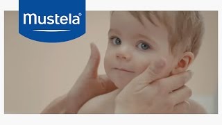 Howto The moisturising routine  Mustela [upl. by Edwin]