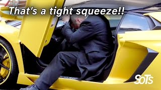 Valet struggles to get in a Lamborghini [upl. by Thaddeus]