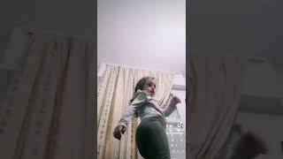 Niña bailando tik tok [upl. by Bayer]