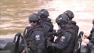 British Armed Police SCO19 SFO CTSFO [upl. by Arfihs]