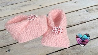 Chaussons tricot 03 mois débutant  Baby shoes knitting tutorial english subtitles [upl. by Edbert557]