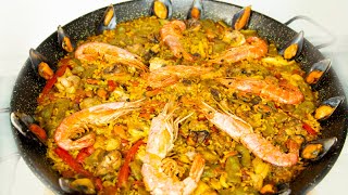 Paella mixta de pollo y marisco Mixed chicken and seafood paella [upl. by Steffy]