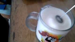 Aerolatte Review Frothing Cold Milk In Under 1 Minute [upl. by Rosenzweig]